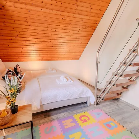 Panoramica Pool & Sauna Weitersburg