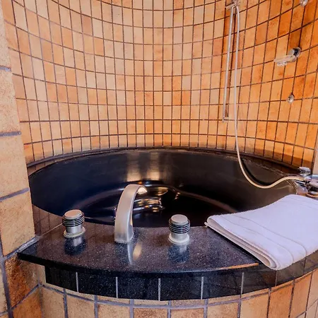 Panoramica Pool & Sauna 别墅 Weitersburg