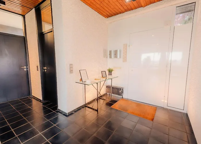 Panoramica Pool & Sauna Villa *