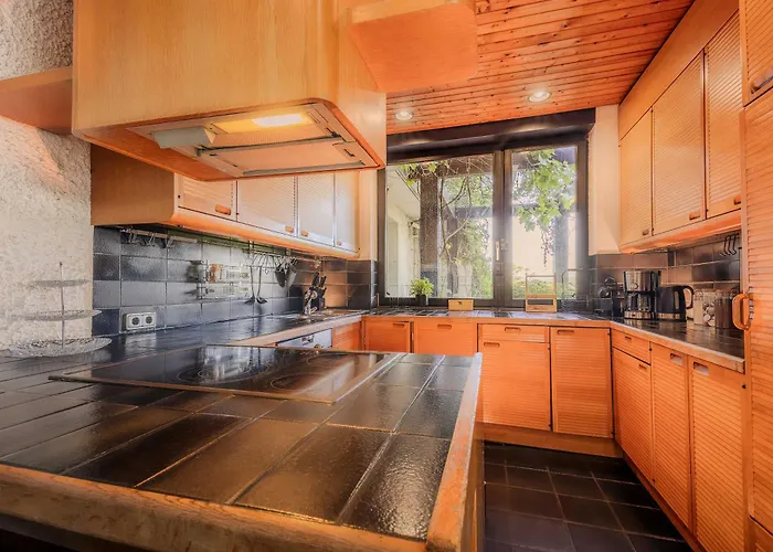 Panoramica Pool & Sauna *