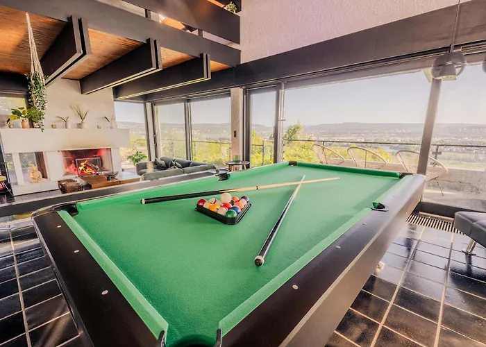 Panoramica Pool & Sauna Villa *